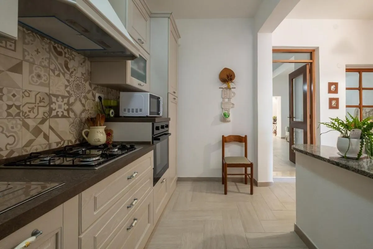 Appartement 10Min Da Bosa Marina - Con Giardino E Parcheggio à Tresnuraghes